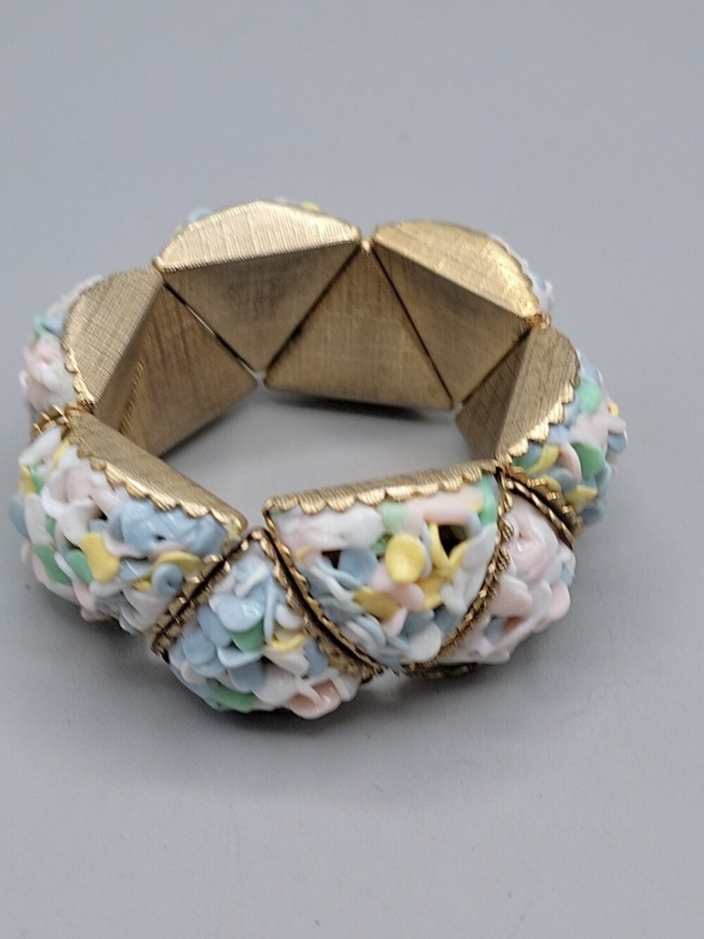Vtg Pastel Mosaic Demi-Parure Set Triangle Clip-On Earrings Segmented Bracelet - Picture 9 of 16